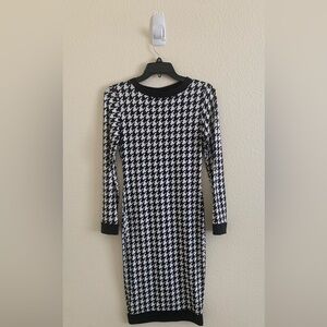 Elegant Black and White Houndstooth Long Sleeve Dress